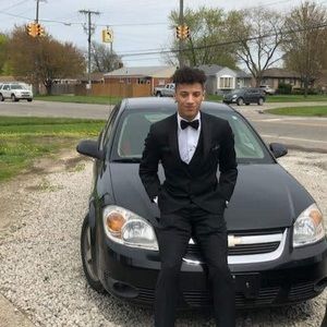 Meet your Posher, Justin